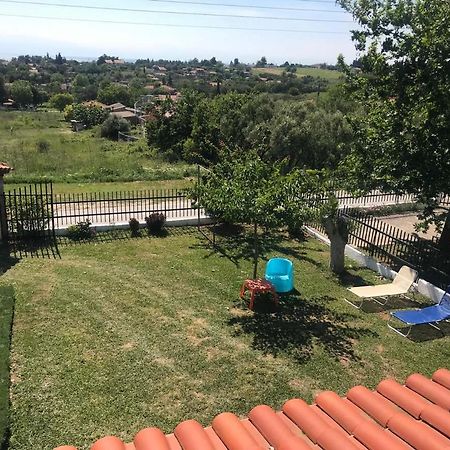 Great First Floor Appartment With View Nea Kallikrateia Exterior photo