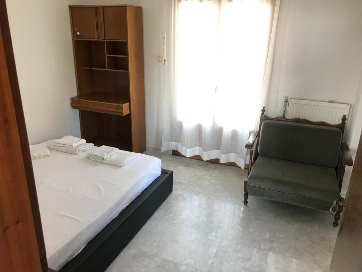 Great First Floor Appartment With View Nea Kallikrateia Exterior photo